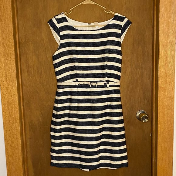 Never-worn, Banana Republic, belted sheath dress, white/navy (size 8) - Picture 1 of 3